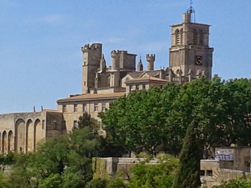 Venez Rever Beziers Centre Et Gare Il Y A Plus Cher Mais C Est Moins Bien מראה חיצוני תמונה